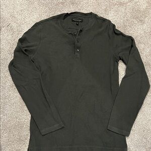 Banana republic women’s long sleeve olive green shirt